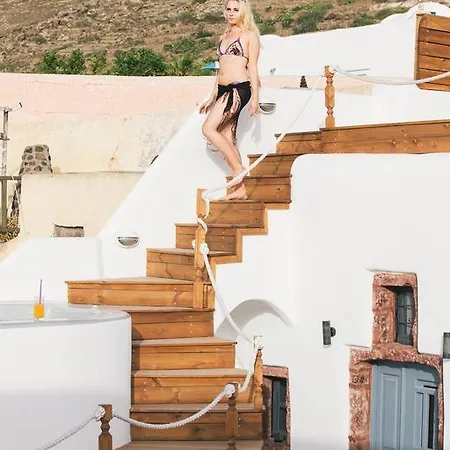 Gemini Caves * Oia (Santorini)